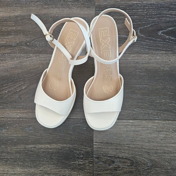 Express White Block Heel Platform Sandals | Size 9 - Picture 2 of 5